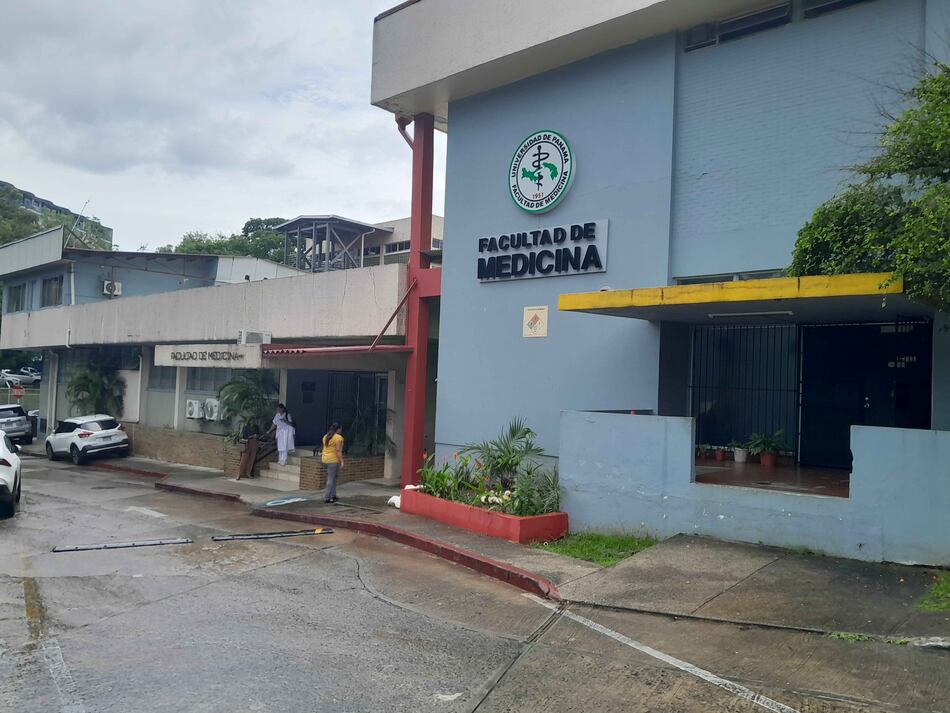 Examen de certificación médica bajo la lupa: universidades en la mira por baja calidad