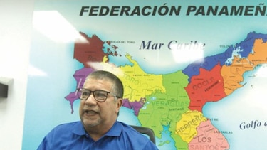 Bolillo Gómez ahora en su papel de sicólogo