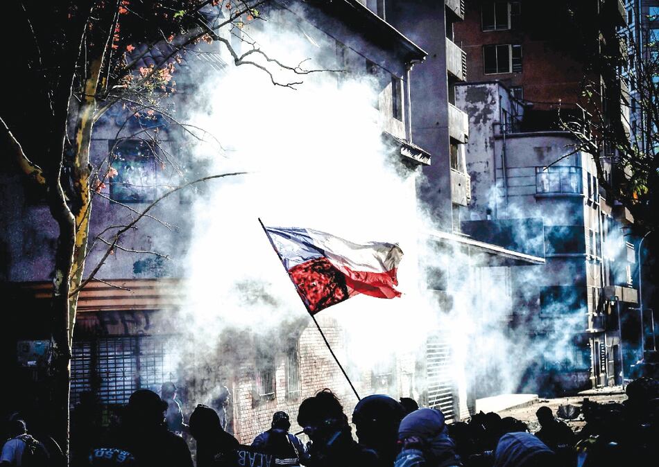 El comercio callejero florece en la revuelta