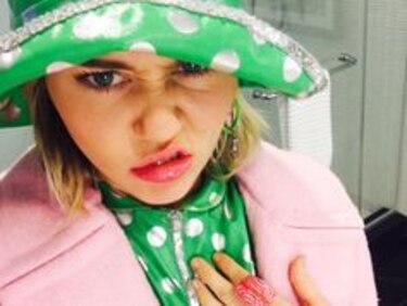 A Miley Cyrus no le gusta el anillo de compromiso que le regaló Liam Hemsworth