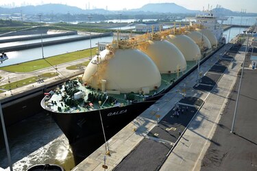 ‘Cuarto carril sin agua’: Canal de Panamá apuesta por gasoducto para mover energía entre océanos