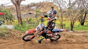 El motocross panameño regresa a Buenaventura
