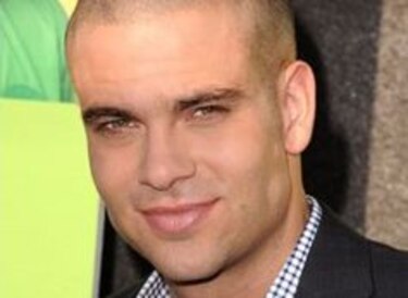 Actor de ‘Glee’ es detenido por posesión de pornografía infantil