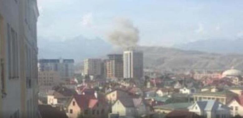 Un carro bomba estalla en la embajada china de Kirguistán