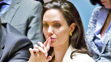 Jolie, a favor de los sirios