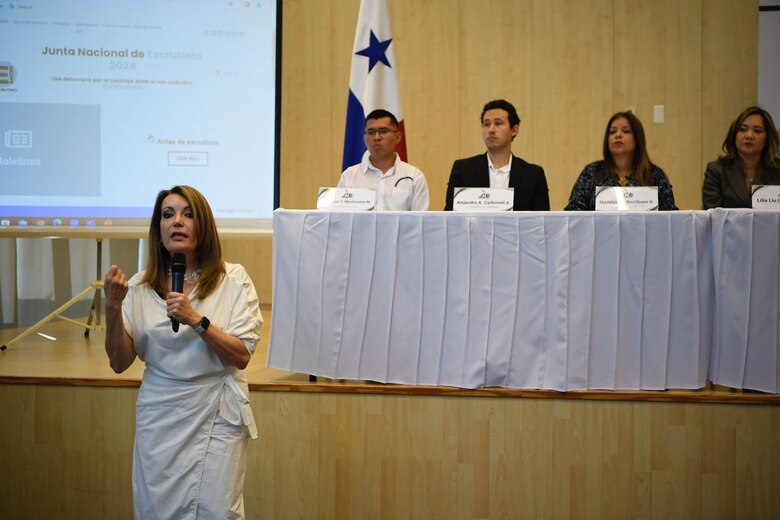 Los rostros detrás del proceso electoral: la Junta Nacional de Escrutinio se presenta al público