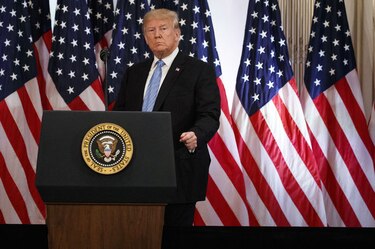 ‘Nos ocuparemos de Venezuela’, dice Trump sin descartar la intervención militar
