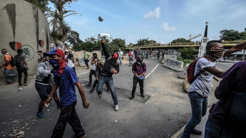 SP rebaja la nota de Venezuela y advierte del riesgo de 'default' en seis meses