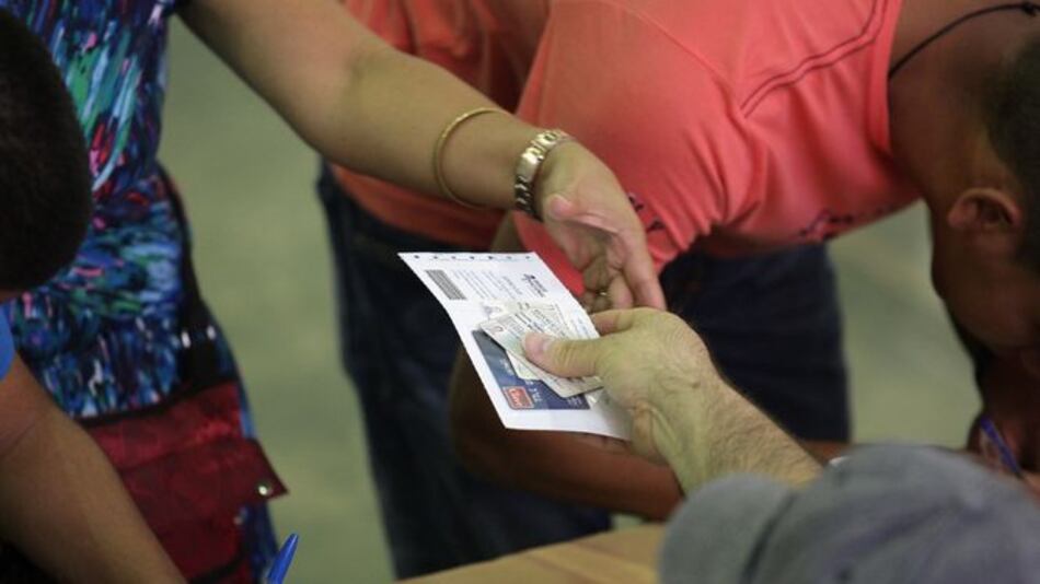 Corte declara constitucional ley que crea la beca universal