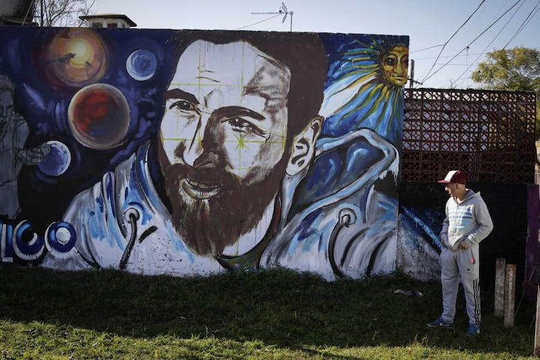 Shakira y Piqué llegan a Rosario para celebrar la gran boda Messi-Roccuzzo