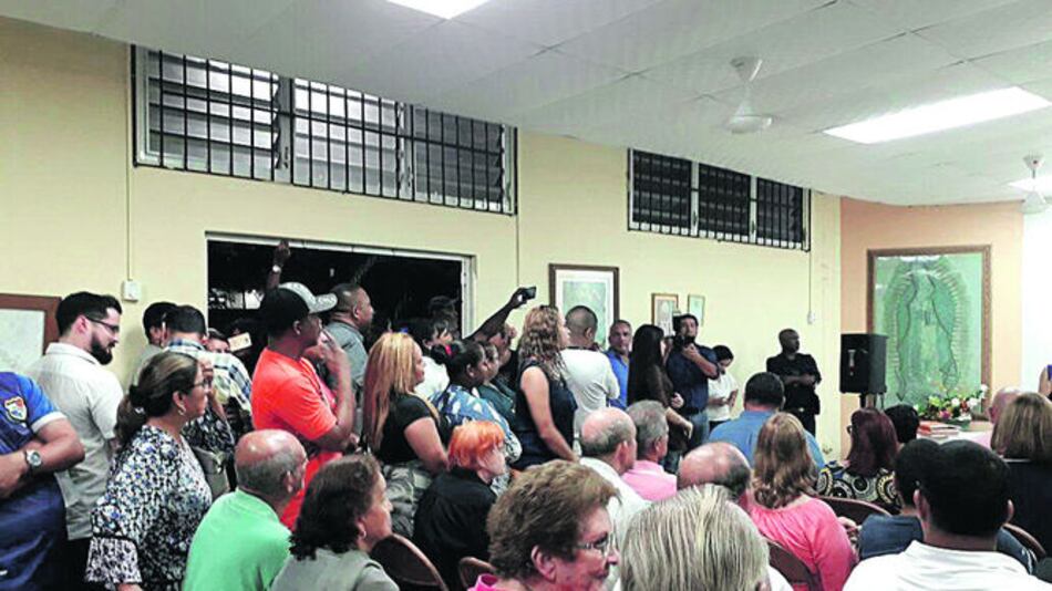 Vecinos de Villalobos piden apoyo a la SPIA