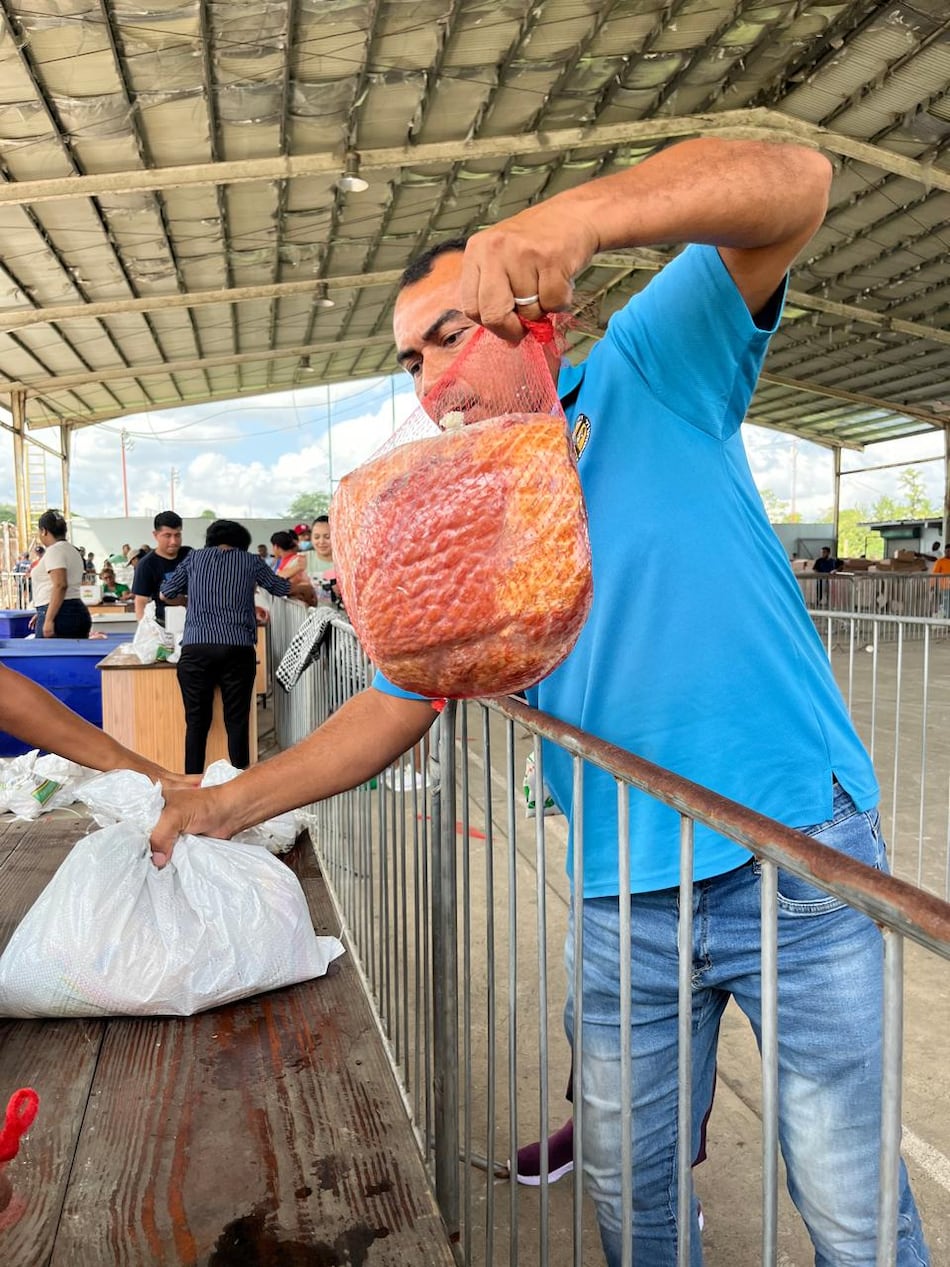 Retrasos en naviferia del IMA en Capira: proveedor de jamón llega tarde