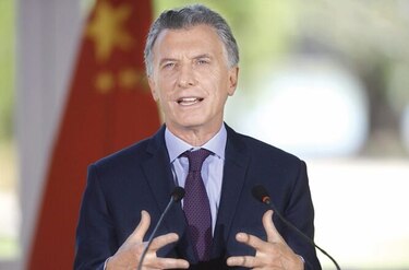 Macri defiende su plan de austeridad pese a la crisis en Argentina