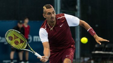 Multa a Kyrgios por comentario insultante contra Wawrinka