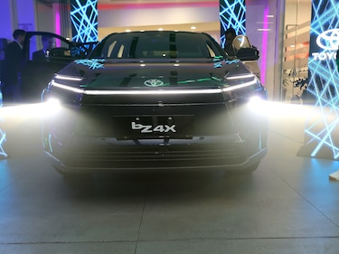Ricardo Pérez presenta en Panamá el nuevo BZ4X, su primer vehículo 100% eléctrico