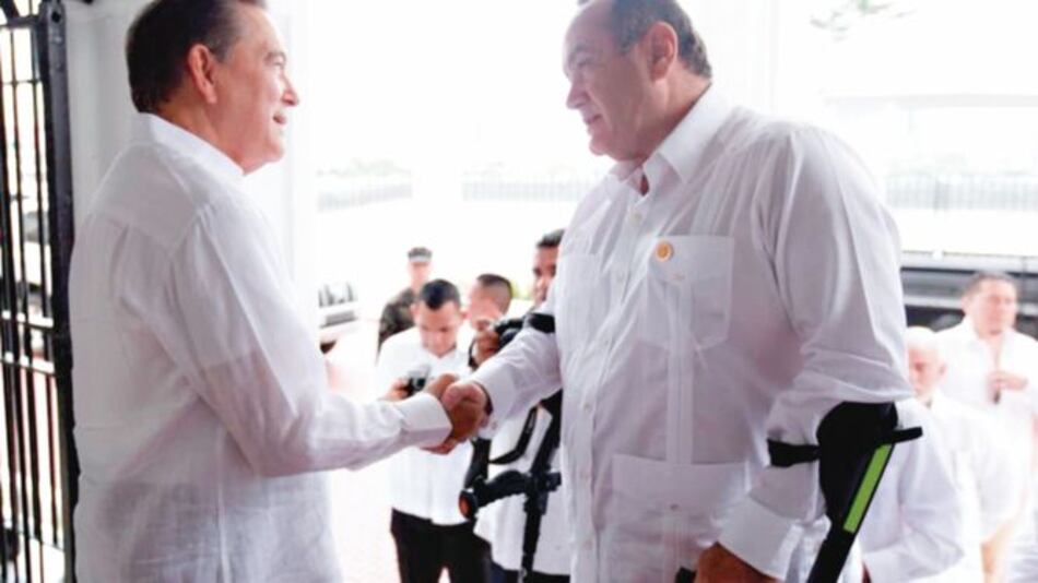 Cortizo y presidente electo de Guatemala analizan agenda