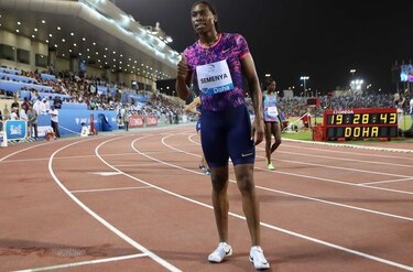 Rohler logra marca en jabalina; Semenya dominó en 800 metros