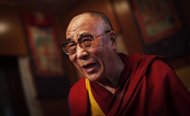 El Dalai Lama espera que Trump y Putin trabajen por la paz