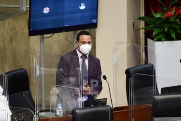 Héctor Brands se despide de la Asamblea y pide licencia para hacerse cargo de Pandeportes