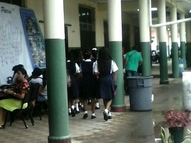 Clases se desarrollan con normalidad en Colón