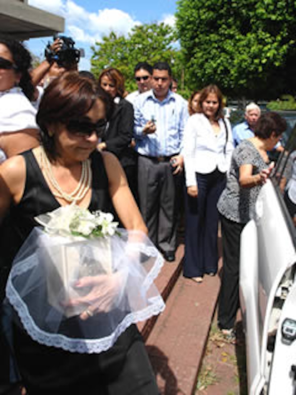 Realizan funeral de Manuel Ramón Guerra