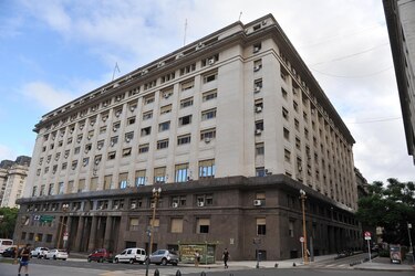 FMI acuerda nuevo desembolso para Argentina