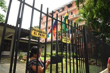 59 días tras la cerca: el asilo y la huida a Bolivia de Saúl Méndez