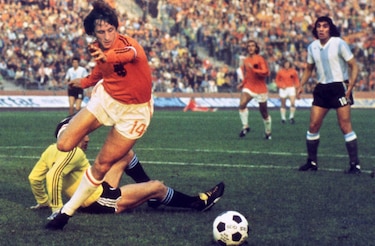 Figuras del fútbol mundial reaccionan tras la muerte de Johan Cruyff