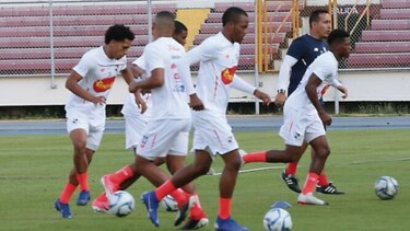 Selecciones mayor, Sub 20 y Sub 17 entrenan en Carnaval