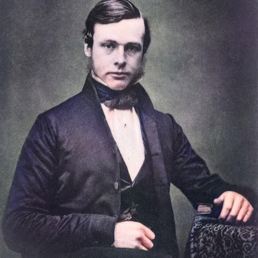 Joseph Lister, el cirujano que tuvo la brillante idea de desinfectarse las manos (e inspiró a los creadores de Listerine y Johnson & Johnson)