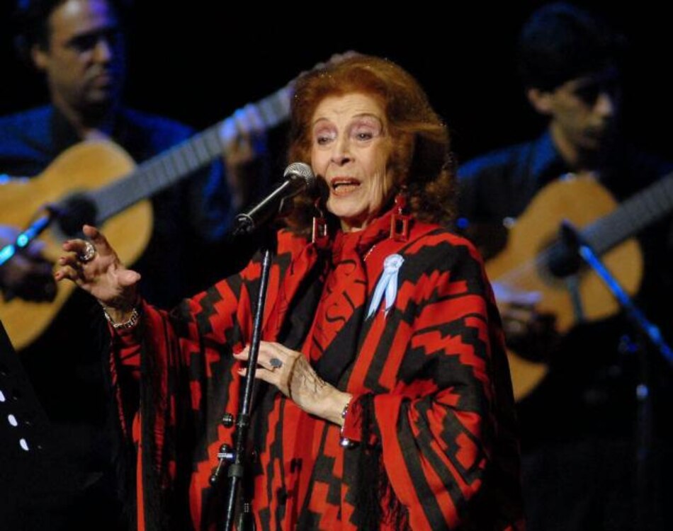 A los 102 años murió la cantante argentina de tango Nelly Omar
