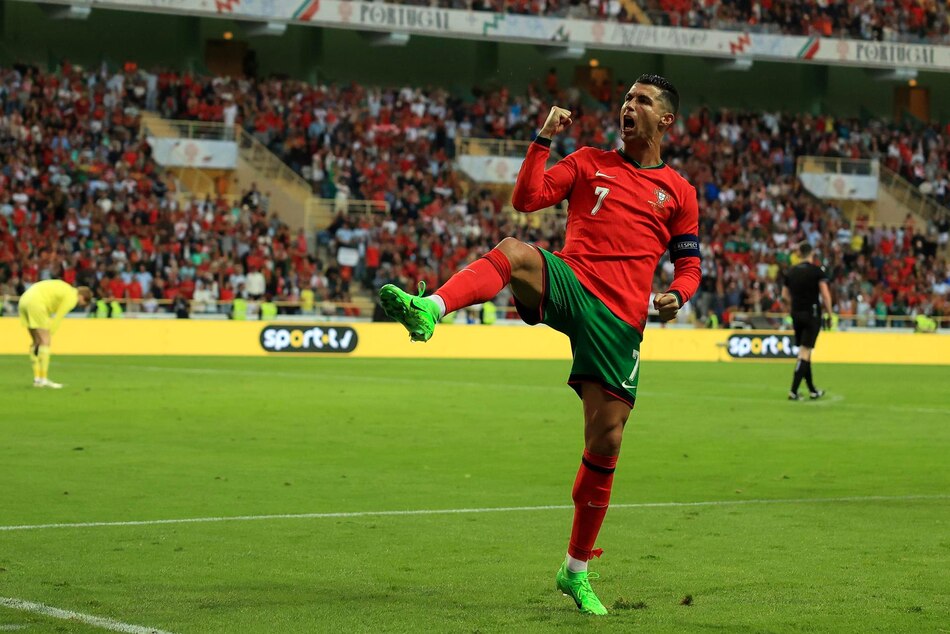 Cristiano: ‘los pies en la tierra pero el pensamiento en el cielo. Soñamos con la Eurocopa’