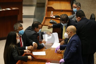Diputados aprueban en segundo debate el proyecto de ley que establece una moratoria total