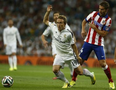 Modric renueva contrato con el Real Madrid por cuatro años
