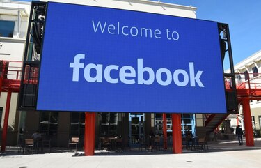 Fundador de Facebook perdió $4 mil millones
