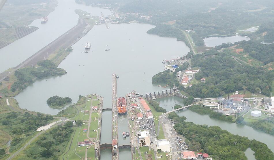 ACP devuelve garantía por construcción de esclusas