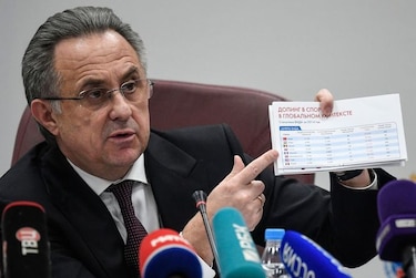 Mutko también deja de presidir el comité organizador del Mundial