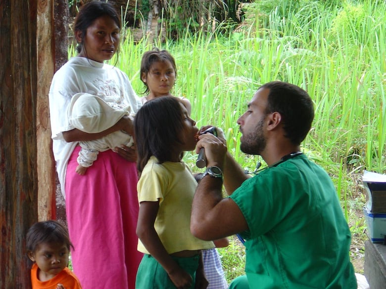El científico venezolano que demostró la eficacia de una pastilla barata para combatir la malaria