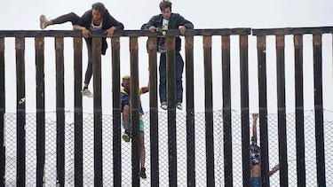 ‘Los sacaremos por miles’, dice Donald Trump de los inmigrantes