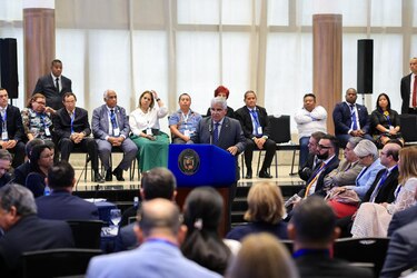 ‘Estos primeros 100 días nos sirvieron para frenar una bola de nieve de problemas’, Mulino