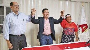 Aspirantes del partido Alianza firman pacto para apoyar al ganador