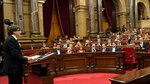 Puigdemont asume 'mandato' independentista, pero pide suspenderlo para dialogar