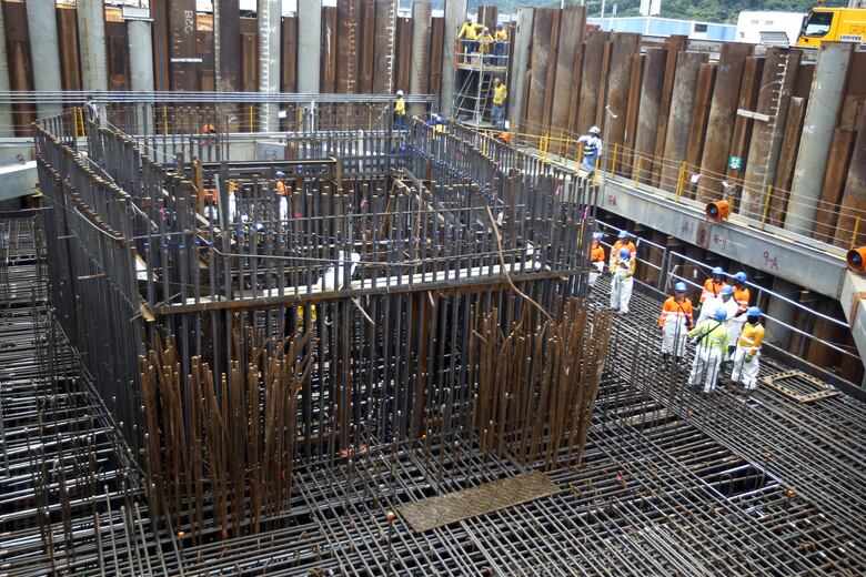 Comienza el vaciado de concreto en la imponente Torre Este del Cuarto Puente 