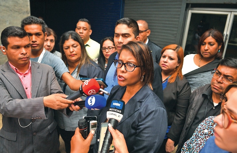 El procurador Ulloa retira a los fiscales de los casos Odebrecht y Blue Apple