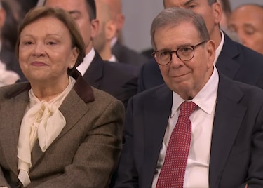 Hija de María Corina Machado recibe el Premio Nobel de la Paz dedicado a todos los venezolanos