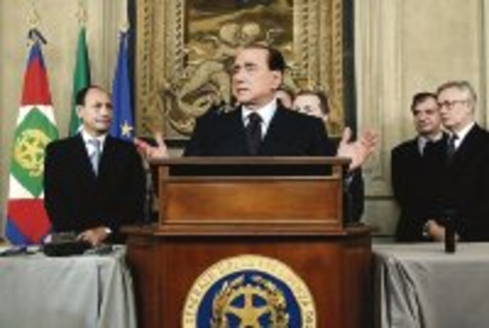Berlusconi pide elecciones inmediatas en Italia