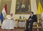 Papa Francisco inicia visita a Paraguay