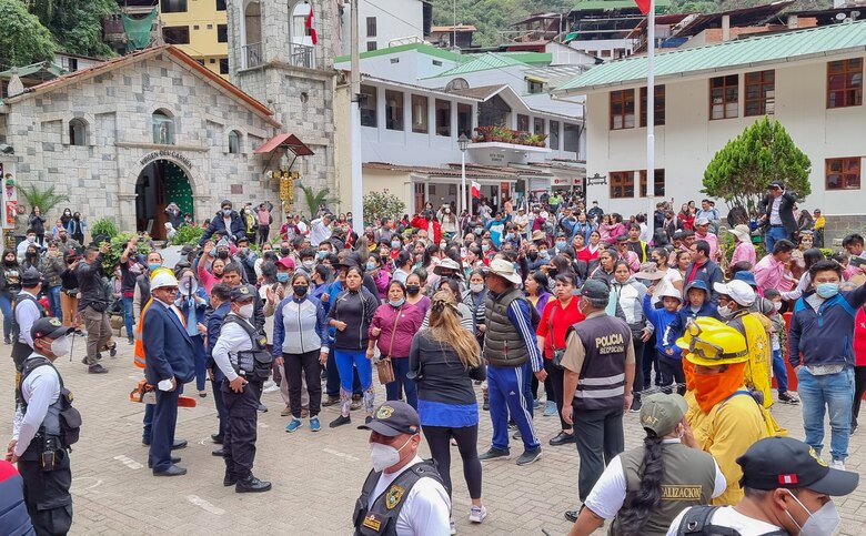 Perú eleva de 4,000 a 5,000 los visitantes diarios a Machu Picchu tras protestas de turistas