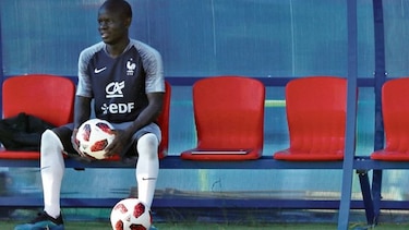 N’Golo Kanté, la muralla francesa que está atravesando el Mundial de su vida