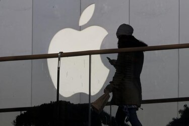 Apple solicita de nuevo a juez que prohíba la venta de aparatos de Samsung